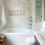 towel table bath tub toilet shower mirror