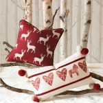 Beautiful Deer Motive Pillow Modern Christmas Decorating Ideas