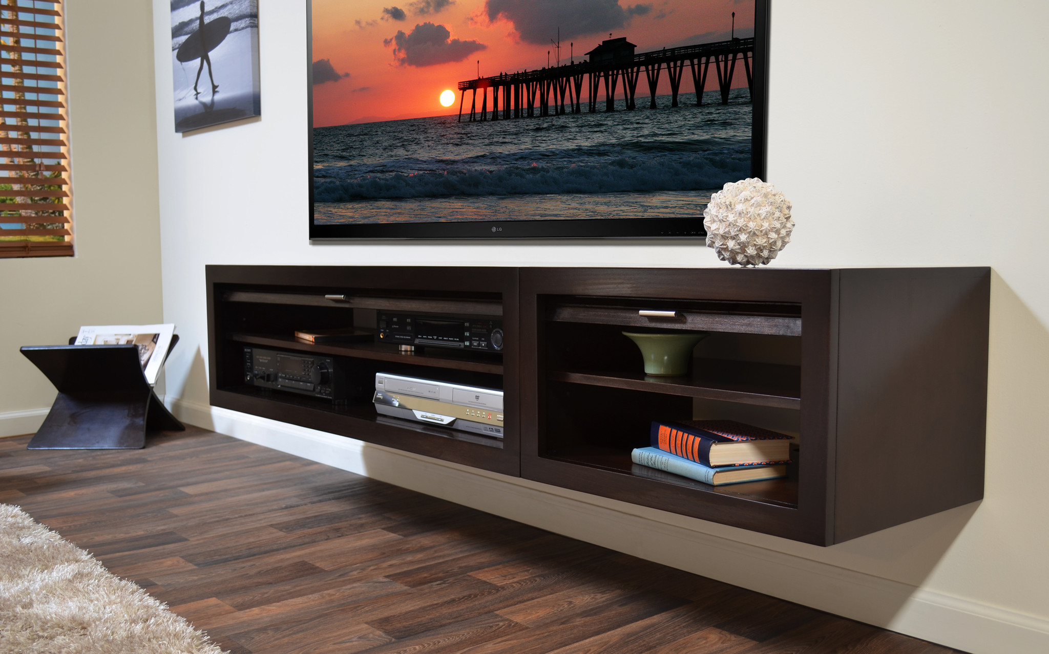Floating Media Console: A Way to Display Your TV with Pride – HomesFeed