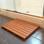 Hardwood shower mat idea for modern bathroom