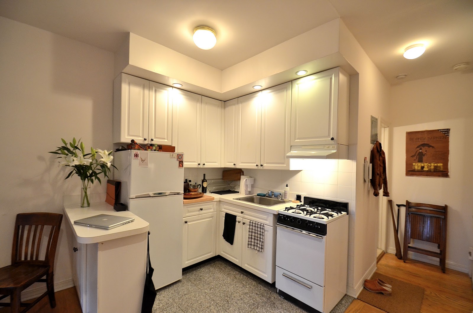 Apartment Kitchen Set – HomesFeed